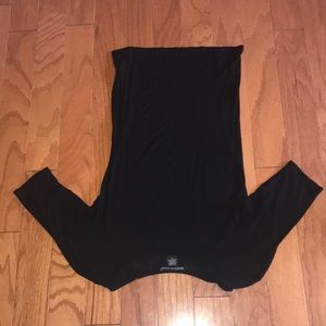 Black sleeve shirt mid length